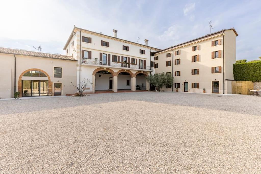 Verdeolivo 1876 - Apartments & Pool Mezzane di Sotto المظهر الخارجي الصورة