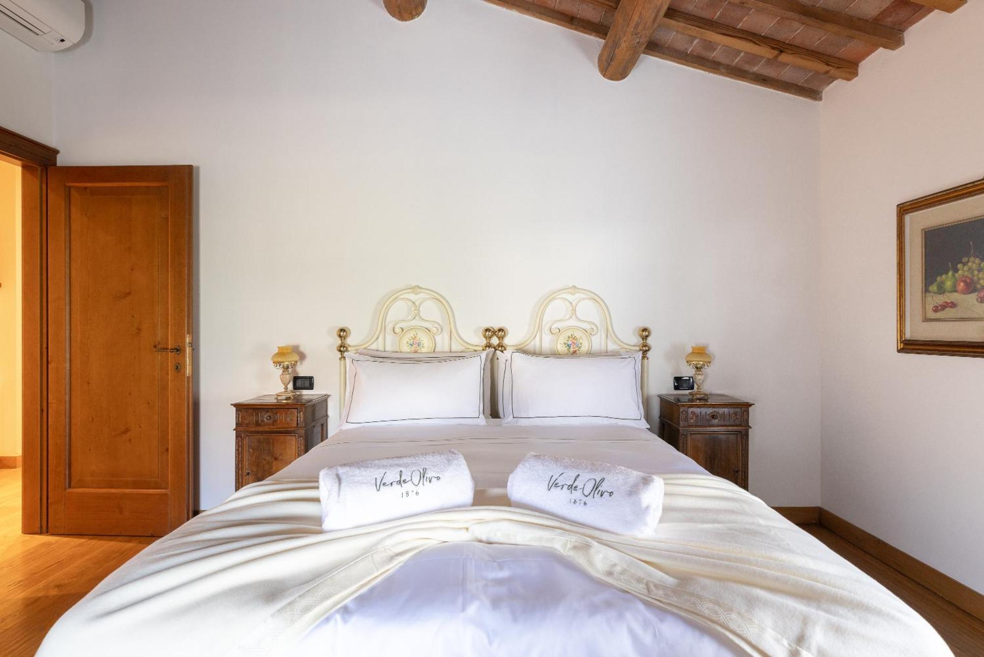 Verdeolivo 1876 - Apartments & Pool Mezzane di Sotto المظهر الخارجي الصورة