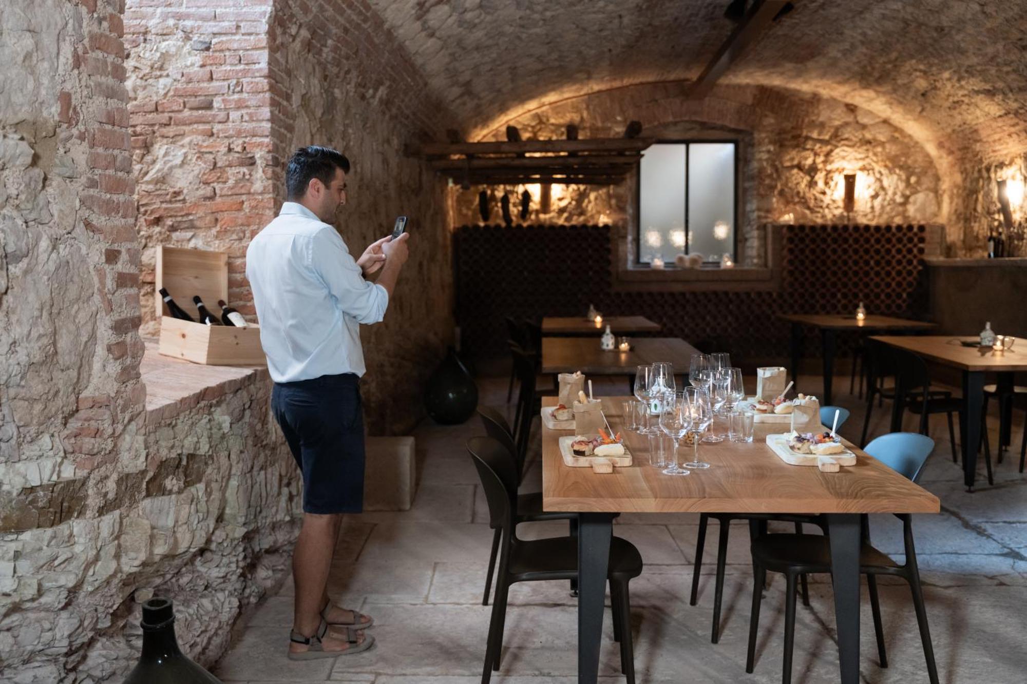 Verdeolivo 1876 - Apartments & Pool Mezzane di Sotto المظهر الخارجي الصورة